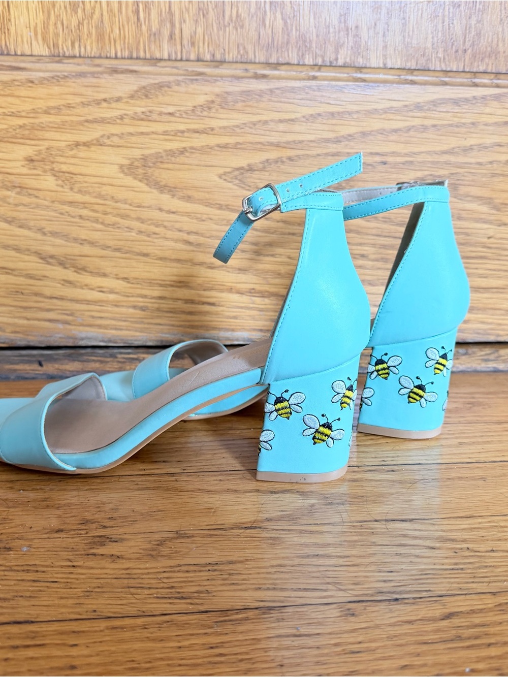 Mint Bee Block Heel Sandals with Ankle Strap - Picture 8 of 8